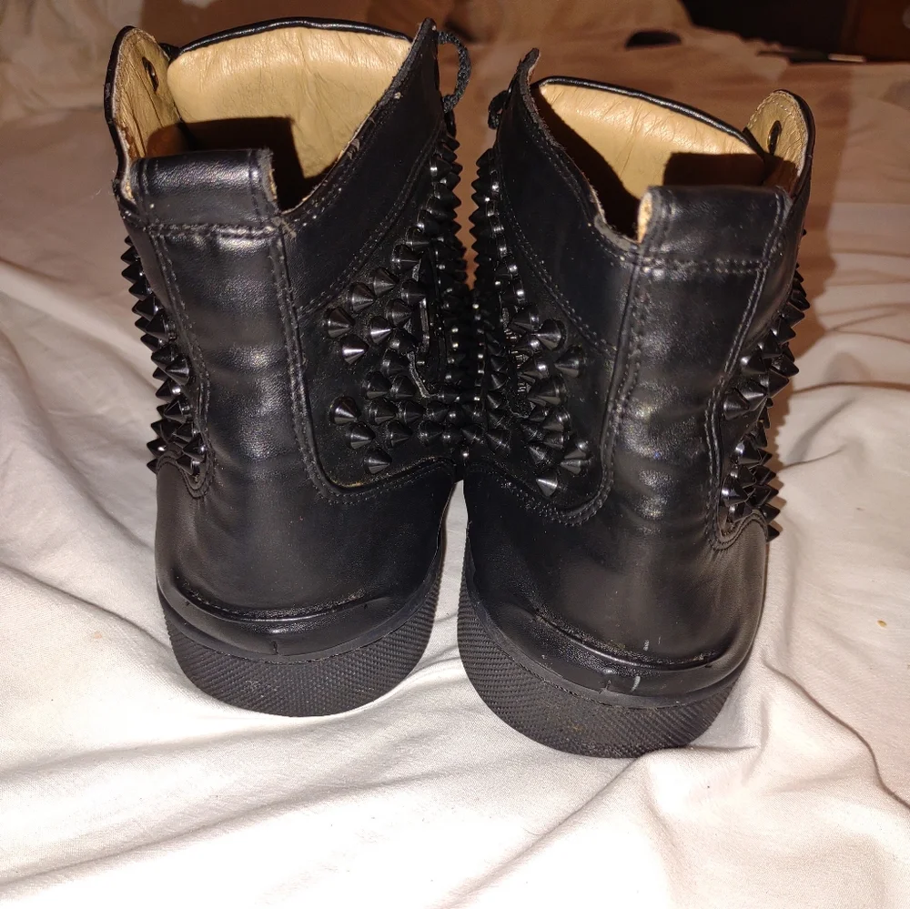 Christian Louboutin size 44 Black spike - Picture 6 of 8
